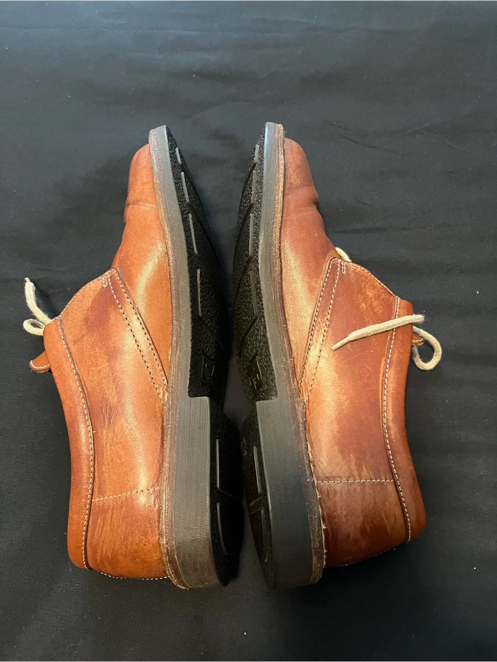 Cole Haan Men's Chestnut Brown Leather Chukka Boots